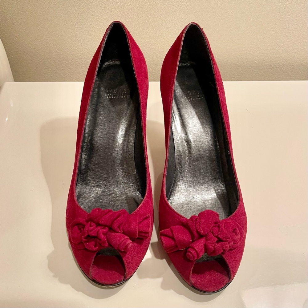 Stuart Weitzman suede heels, size 7